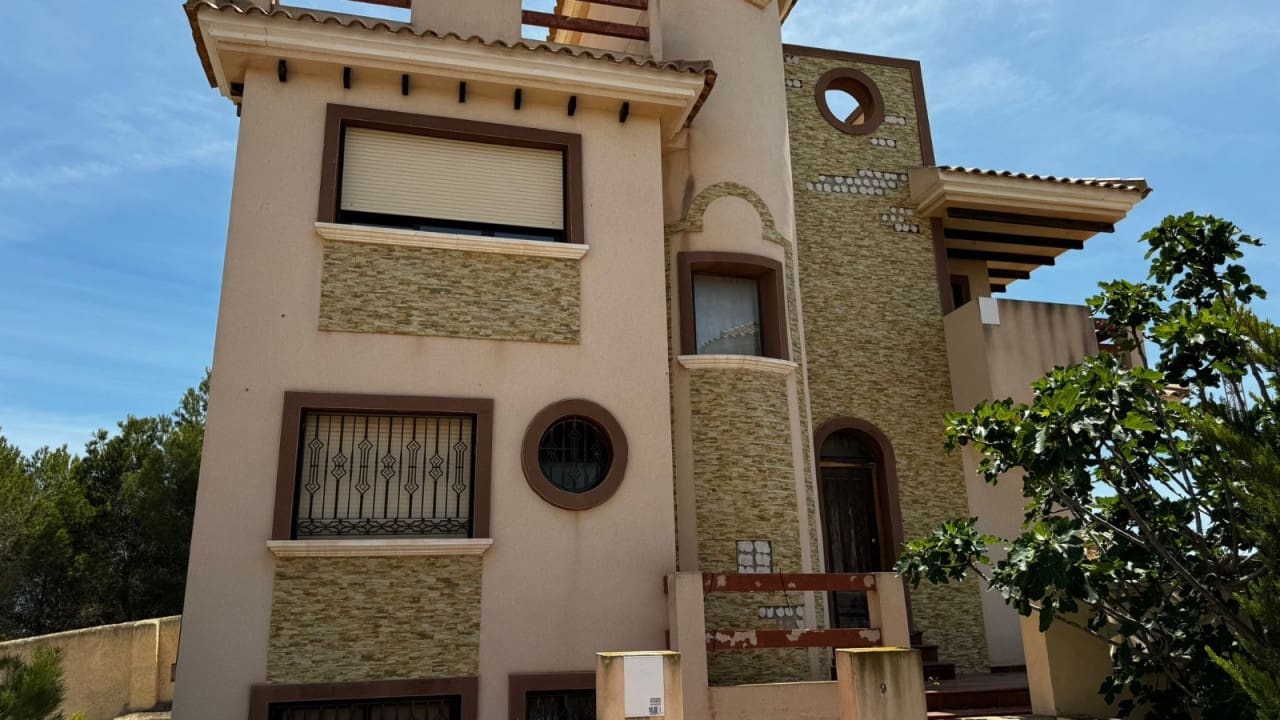 4 camera da letto Villa in vendita in Villamartin - 330.000 € (Rif: 8573035)