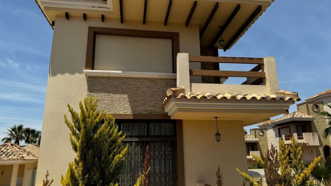 4 camera da letto Villa in vendita in Villamartin - 330.000 € (Rif: 8573035)