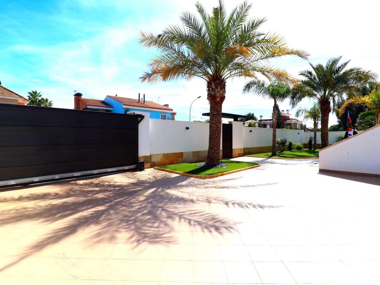 5 sypialnia Willa na sprzedaż w Campoamor - 1 300 000 € (Ref: 8573043)