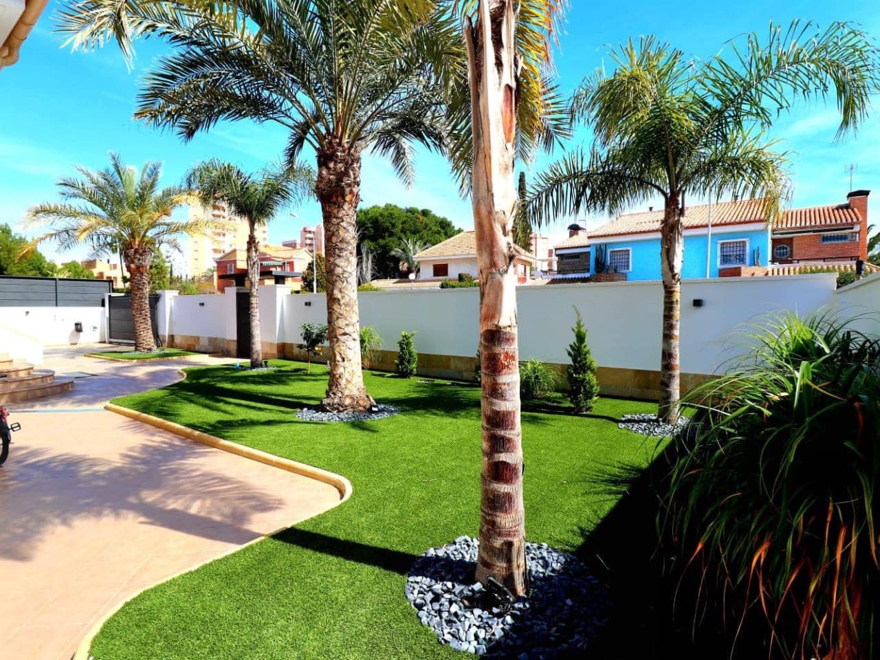 5 sypialnia Willa na sprzedaż w Campoamor - 1 300 000 € (Ref: 8573043)