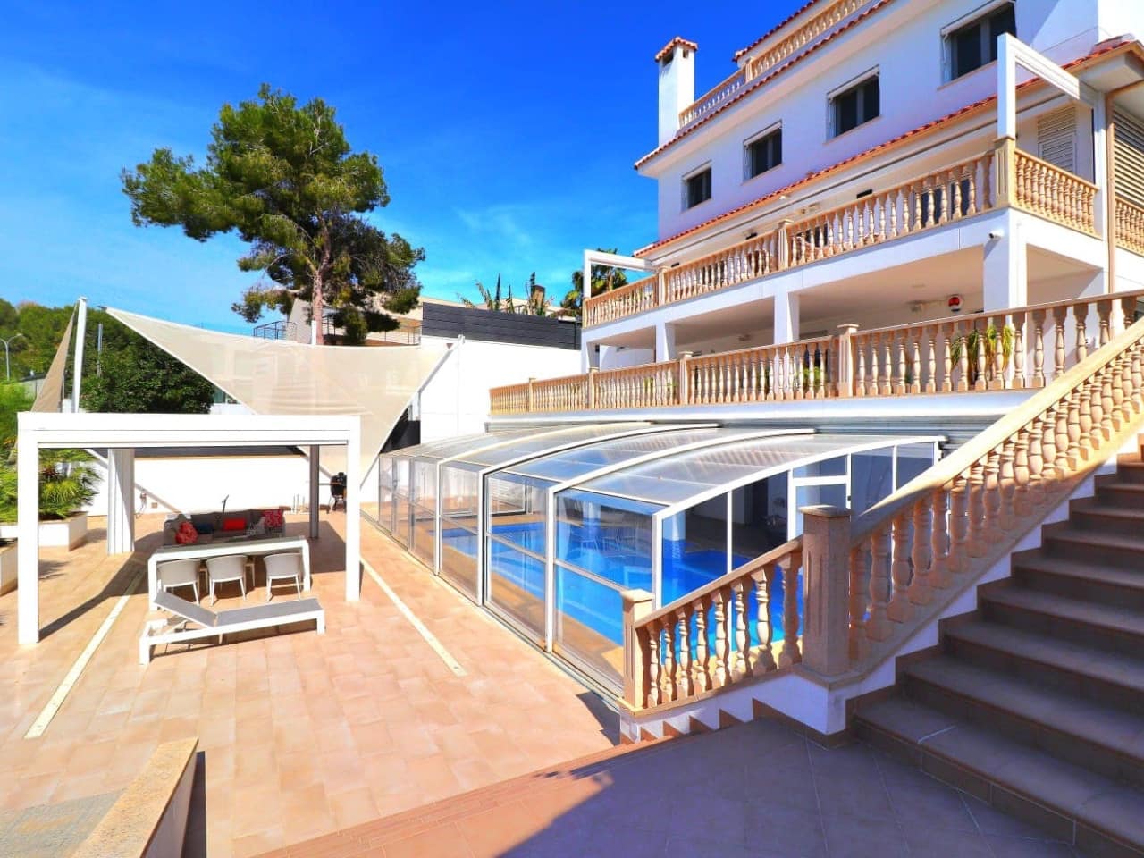 5 sypialnia Willa na sprzedaż w Campoamor - 1 300 000 € (Ref: 8573043)