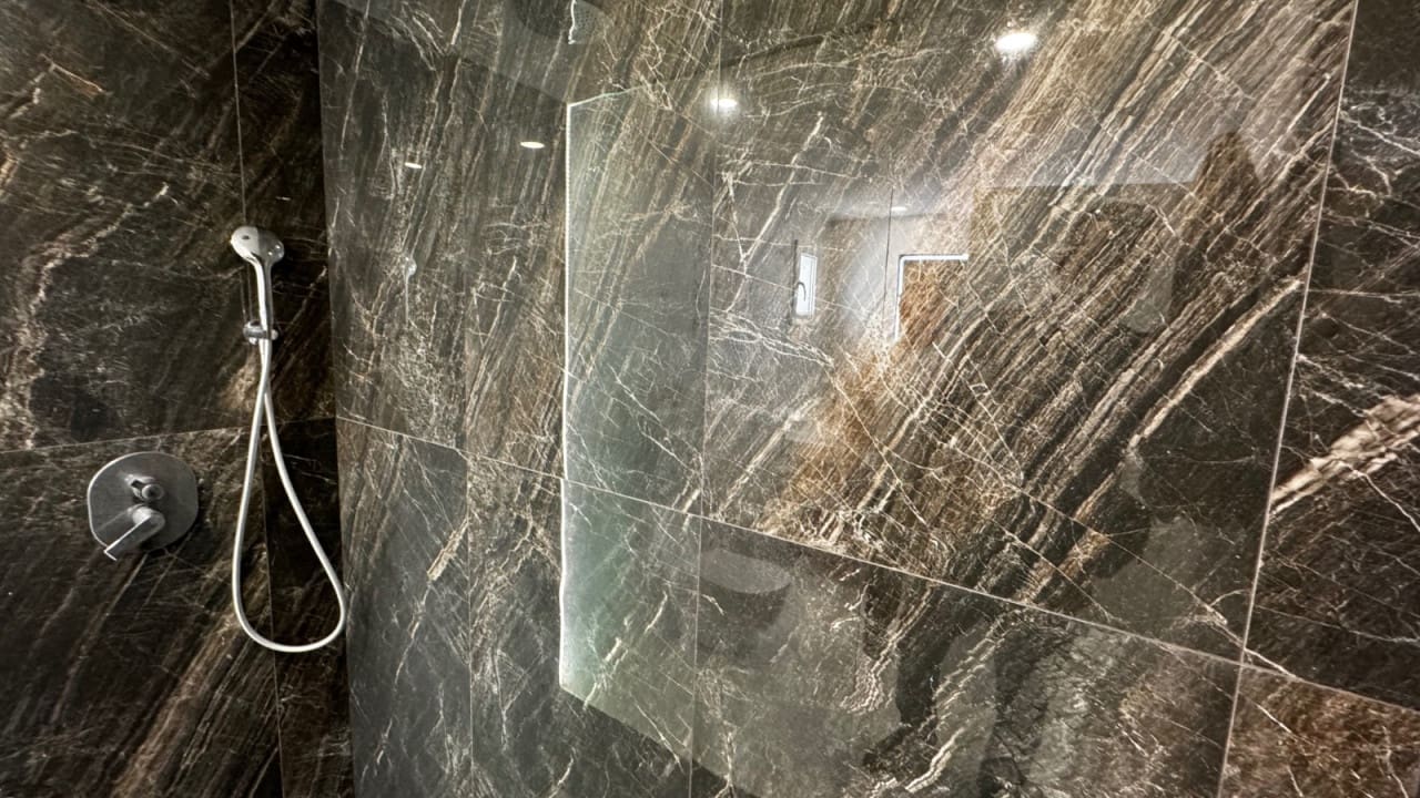 5 bedroom Villa for sale in Los Balcones with pool - € 1,150,000 (Ref: 8573044)