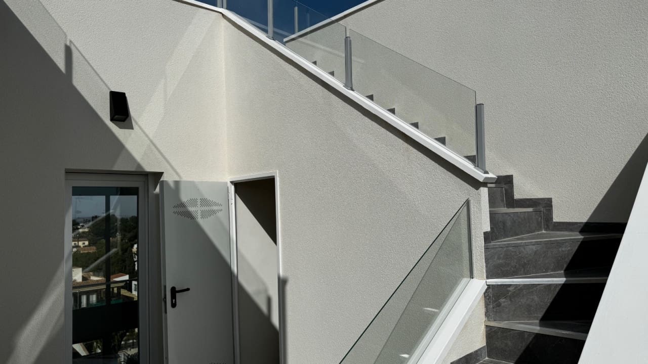 5 bedroom Villa for sale in Los Balcones with pool - € 1,150,000 (Ref: 8573044)