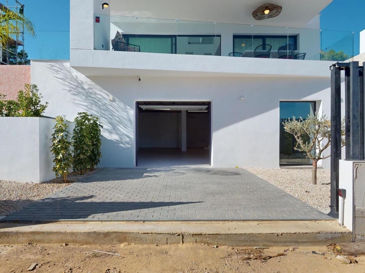 3 bedroom Villa for sale in Polop with pool - € 860,000 (Ref: 8577606)