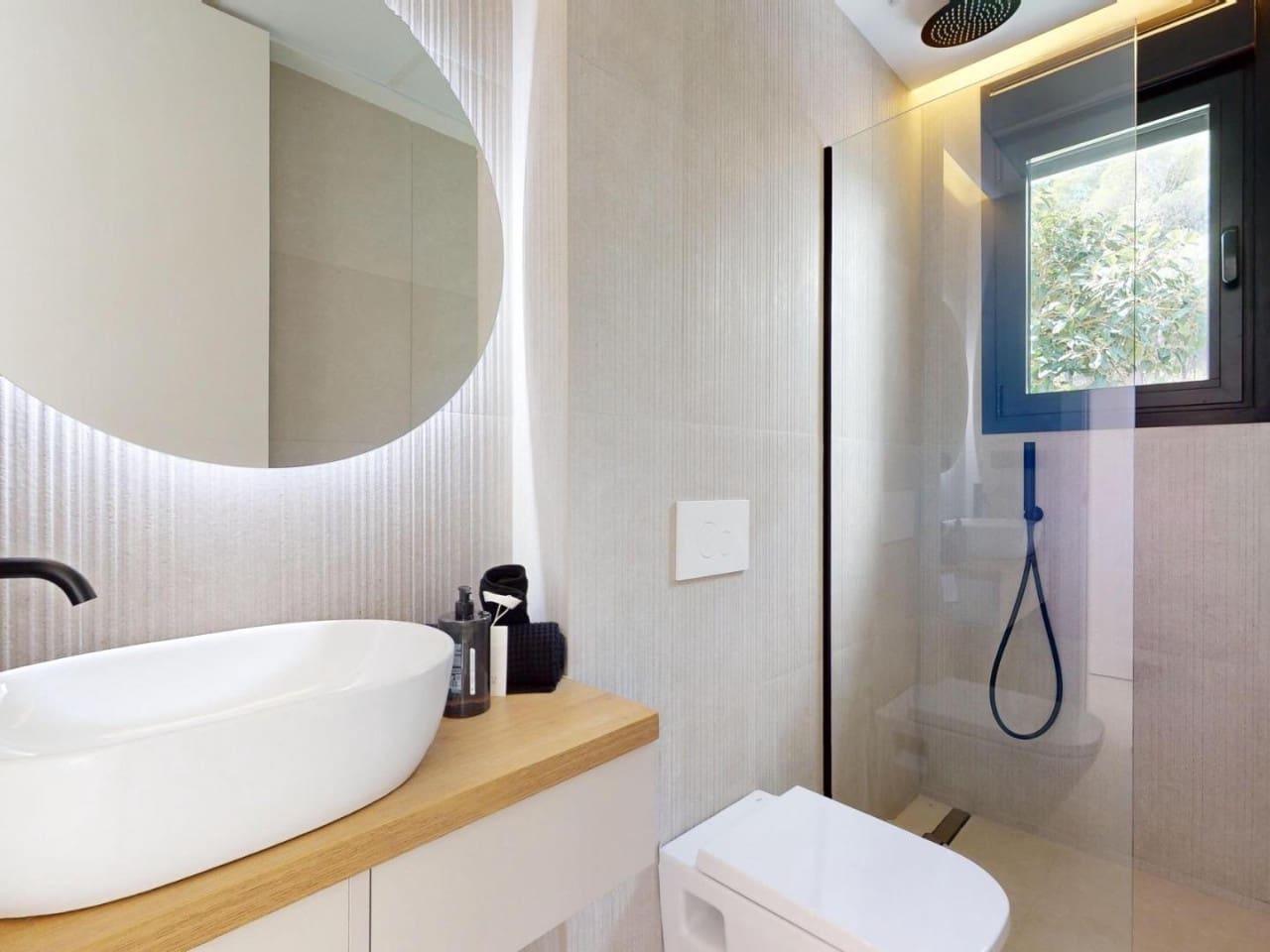 3 bedroom Villa for sale in Polop with pool - € 860,000 (Ref: 8577606)