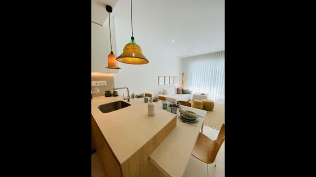 Chalet de 2 habitaciones en Pilar de la Horadada ciudad, Pilar de la Horadada en venta con piscina garaje - 304.900 € (Ref: 8579786)