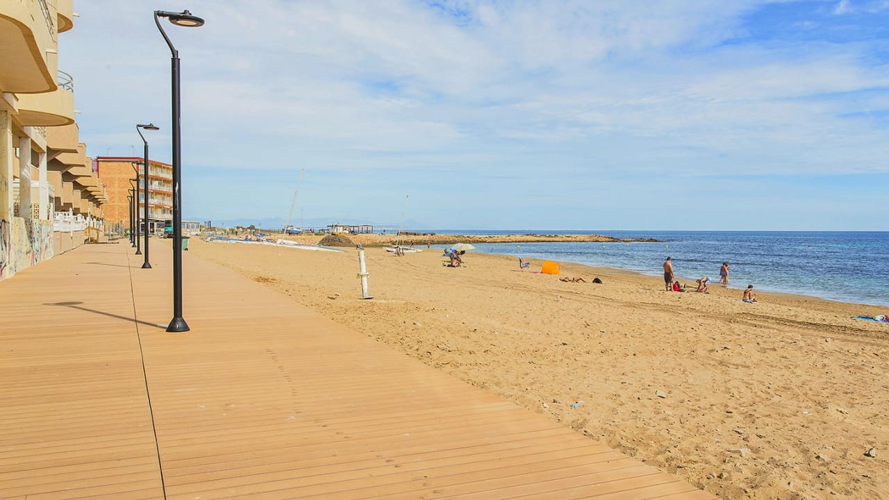 2 makuuhuone Huoneisto myytävänä paikassa La Mata - 159 000 € (Ref: 8581673)