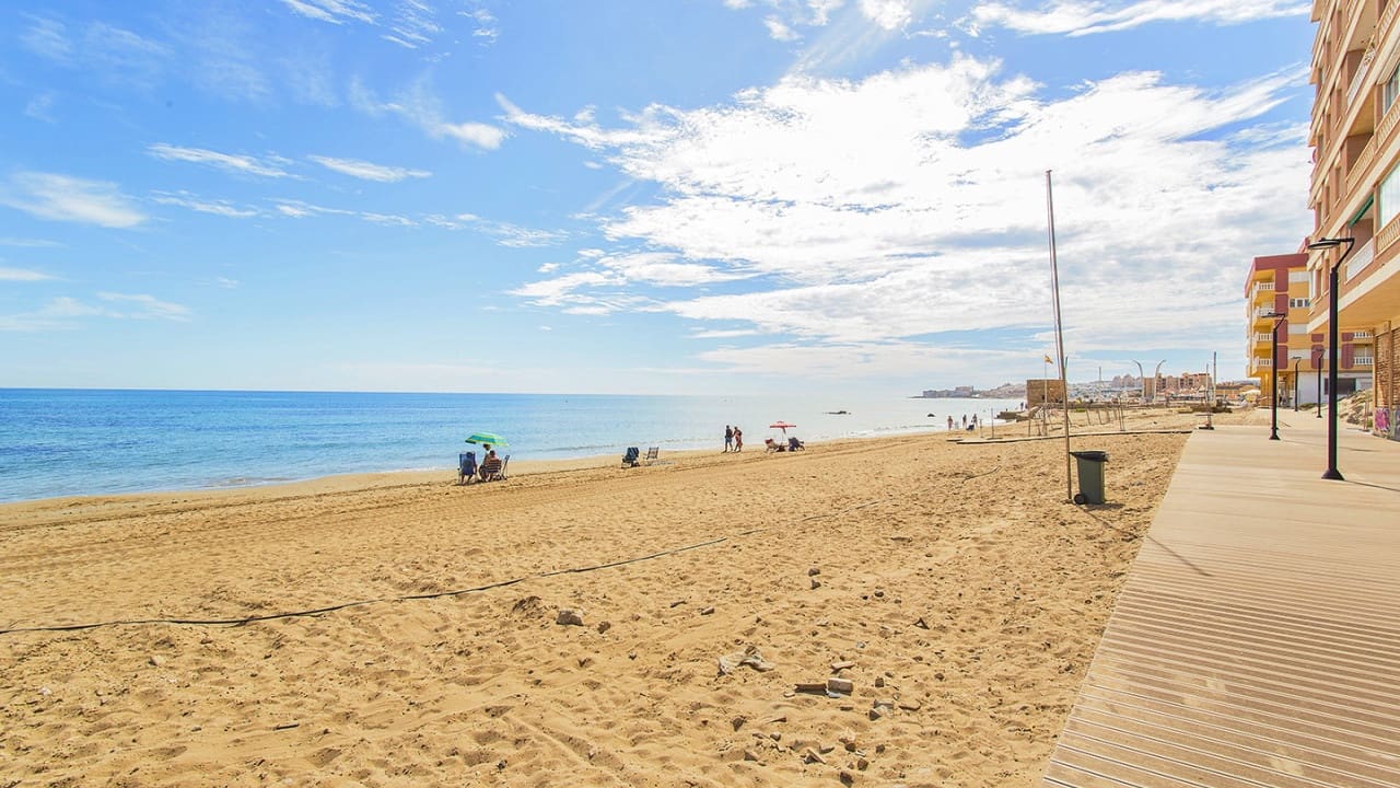 2 makuuhuone Huoneisto myytävänä paikassa La Mata - 159 000 € (Ref: 8581673)