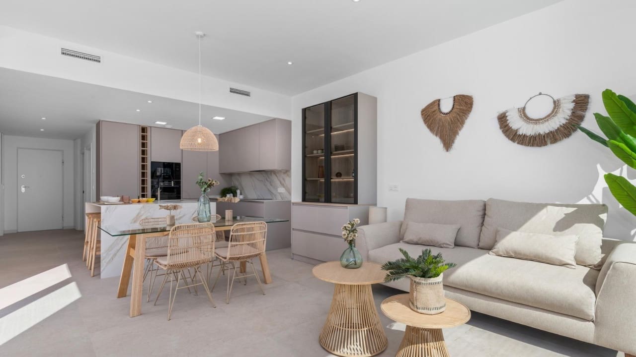 3 slaapkamer Villa te koop in Los Alcazares met zwembad garage - € 559.900 (Ref: 8584179)