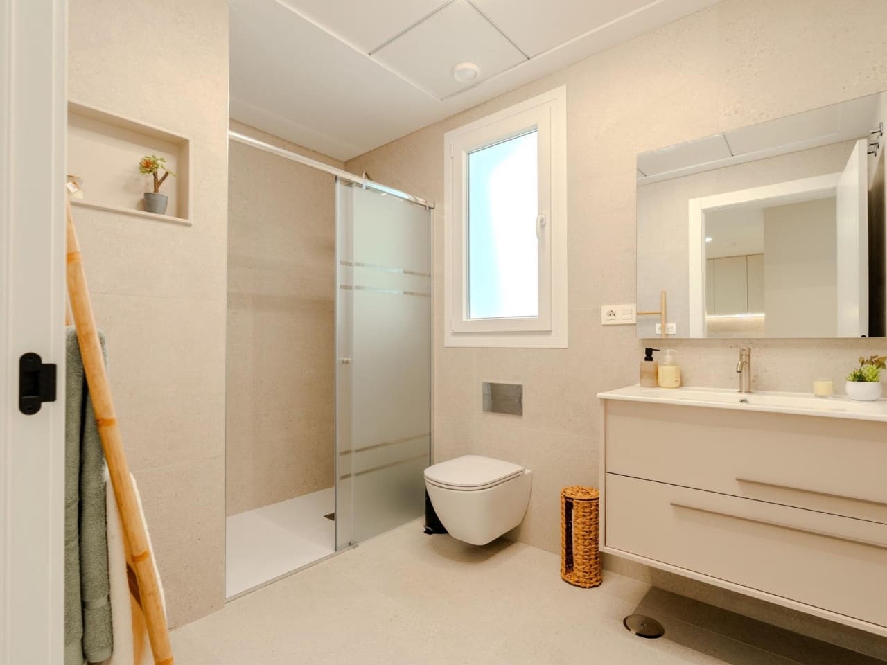 3 quarto Moradia para venda em Los Alcazares com piscina garagem - 467 000 € (Ref: 8584180)