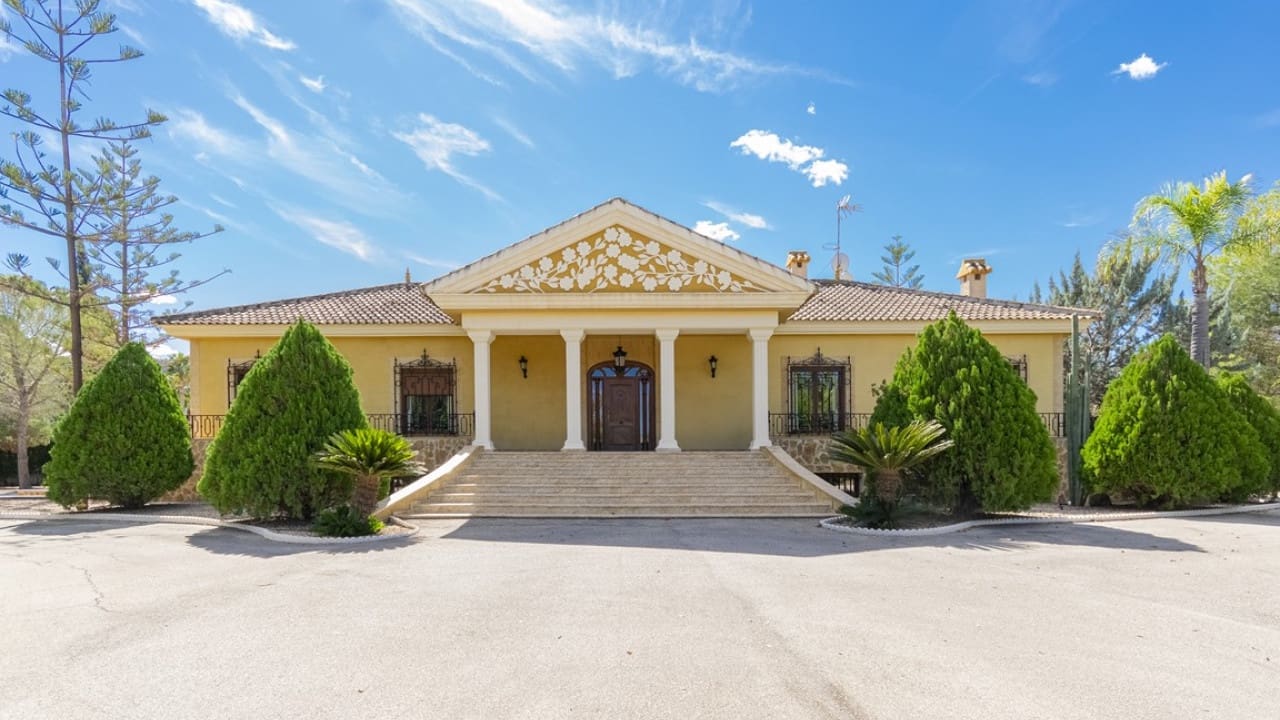 5 makuuhuone Maalaistalo myytävänä paikassa Orihuela mukana uima-altaan - 800 000 € (Ref: 8588290)