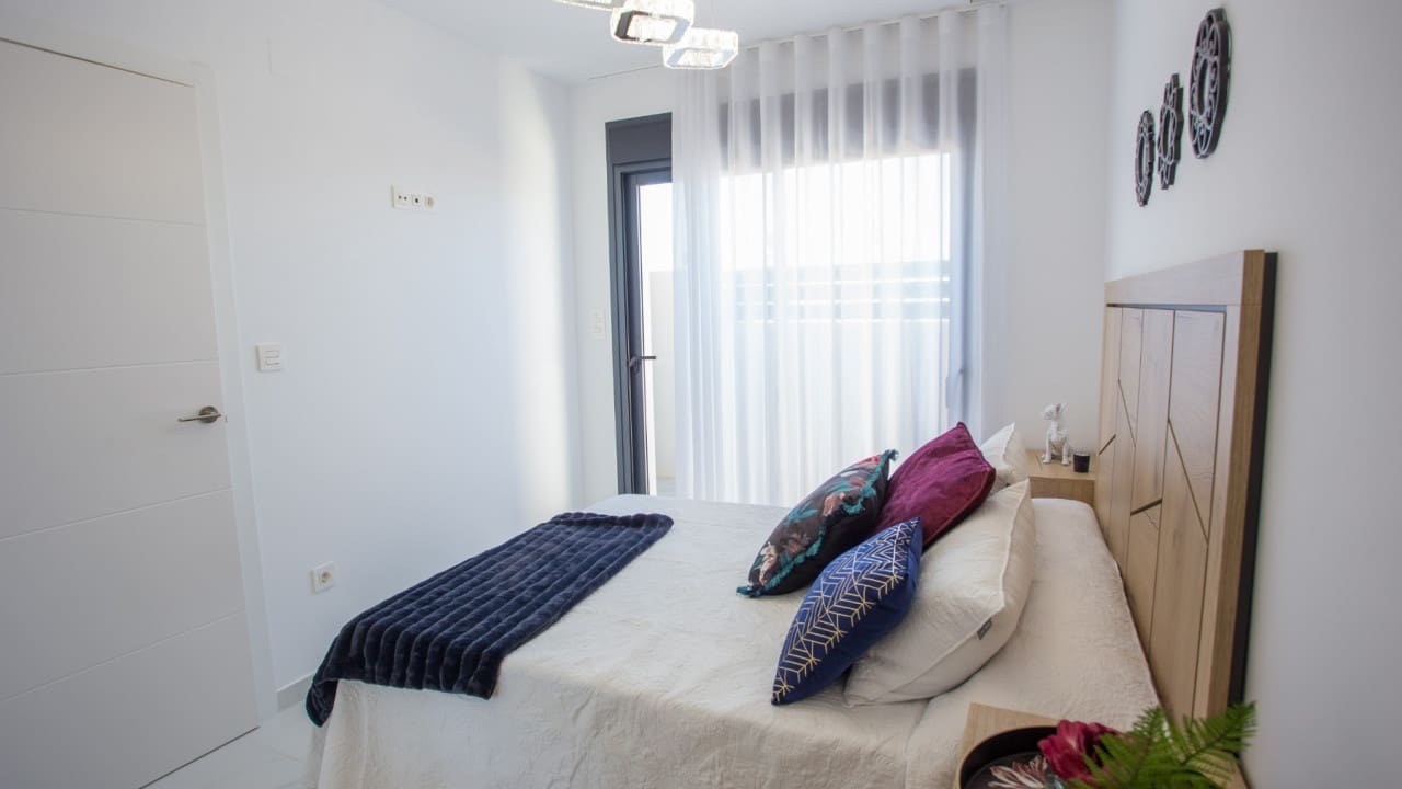 3 makuuhuone Huvila myytävänä paikassa Los Montesinos mukana uima-altaan 
autotalli - 405 900 € (Ref: 8600808)