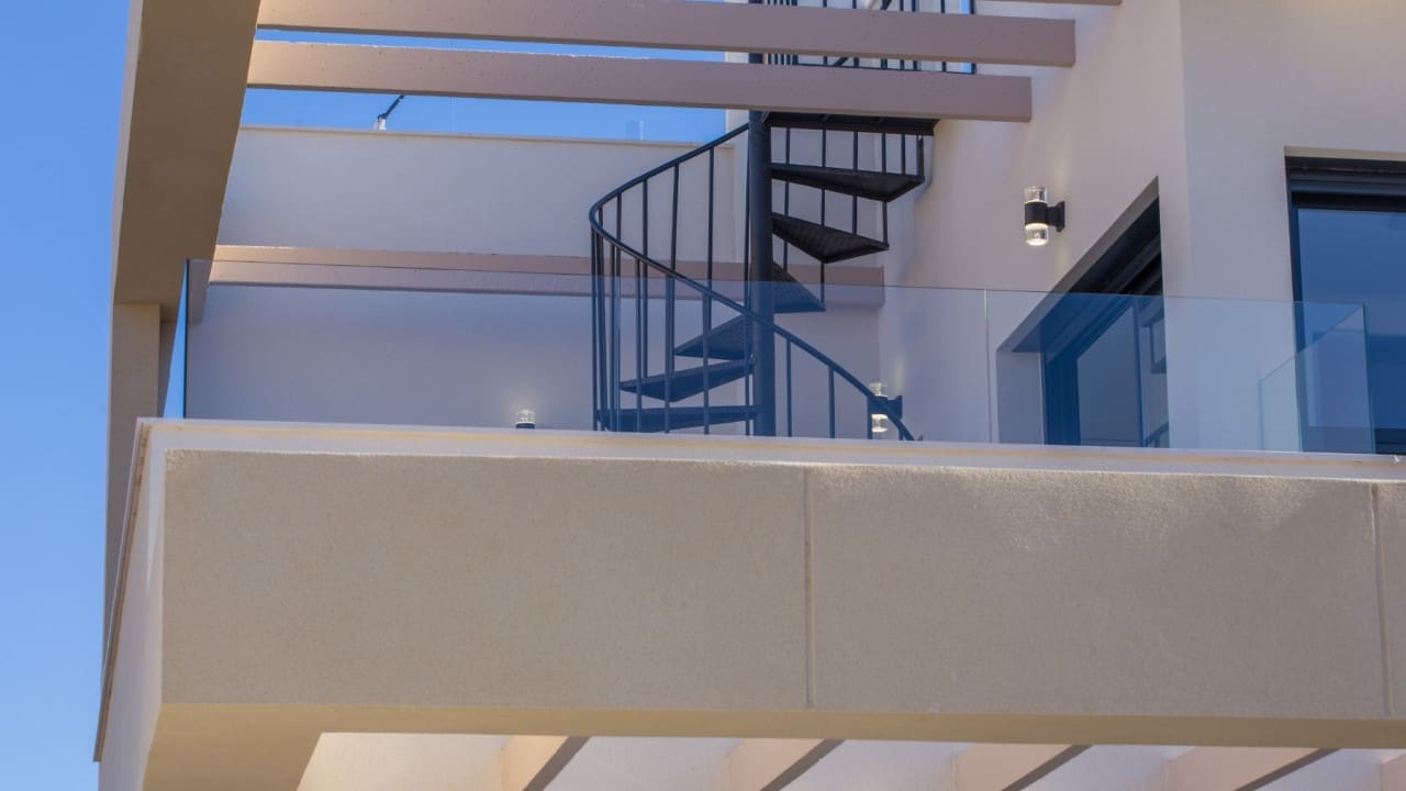 3 makuuhuone Huvila myytävänä paikassa Los Montesinos mukana uima-altaan 
autotalli - 405 900 € (Ref: 8600808)