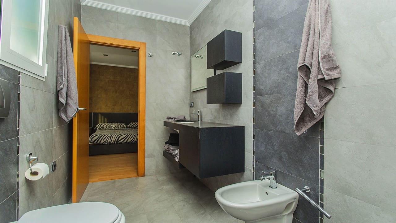 3 slaapkamer Villa te koop in Los Balcones met zwembad garage - € 380.000 (Ref: 8611459)