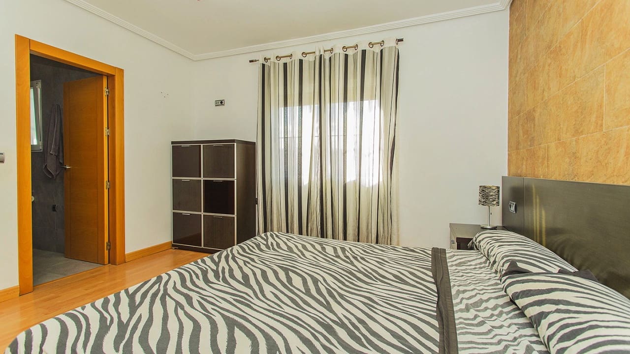 3 slaapkamer Villa te koop in Los Balcones met zwembad garage - € 380.000 (Ref: 8611459)