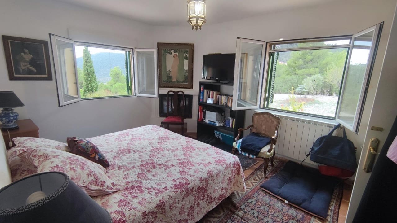 4 makuuhuone Maalaistalo myytävänä paikassa Tibi - 320 000 € (Ref: 8612411)