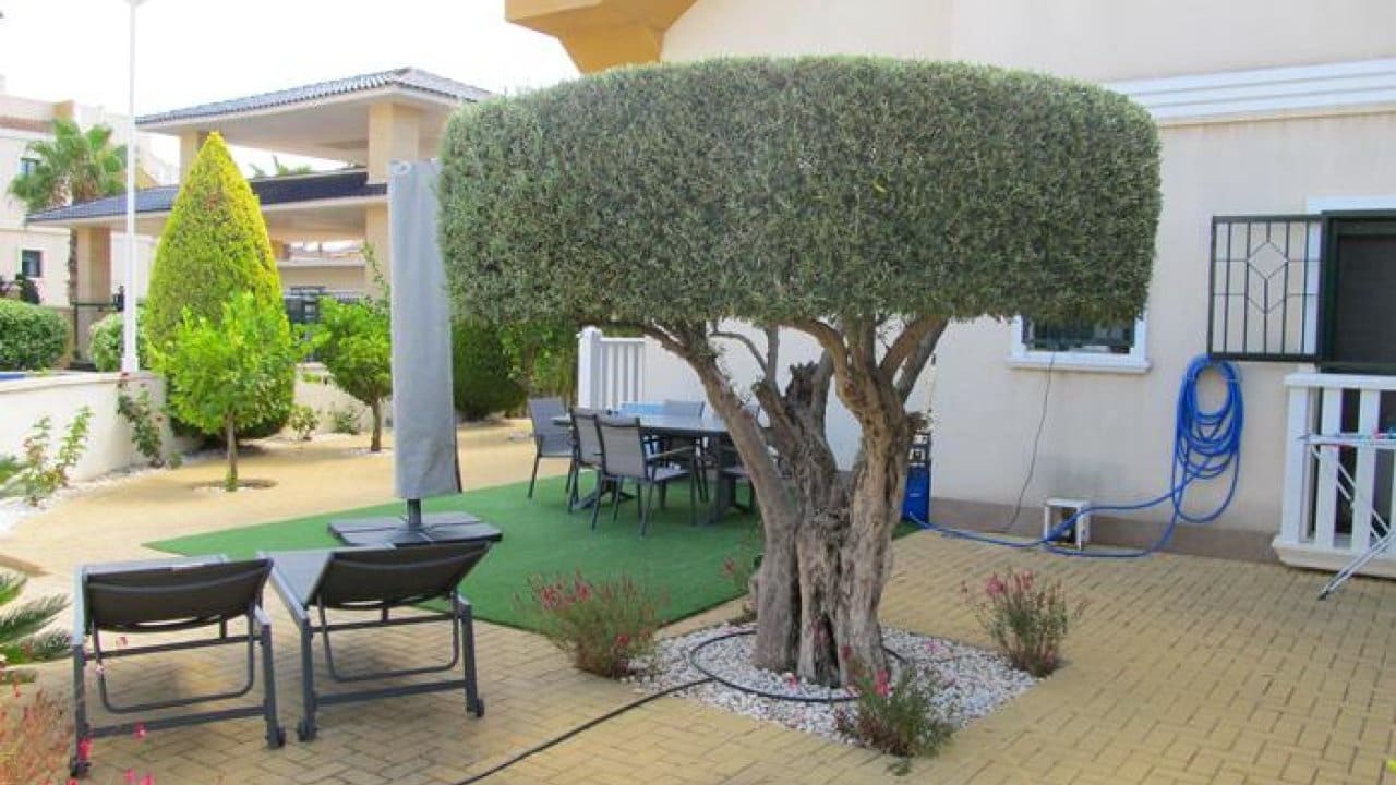 2 chambre Villa/Maison à vendre à Ciudad Quesada avec piscine - 230 000 € (Ref: 8613565)