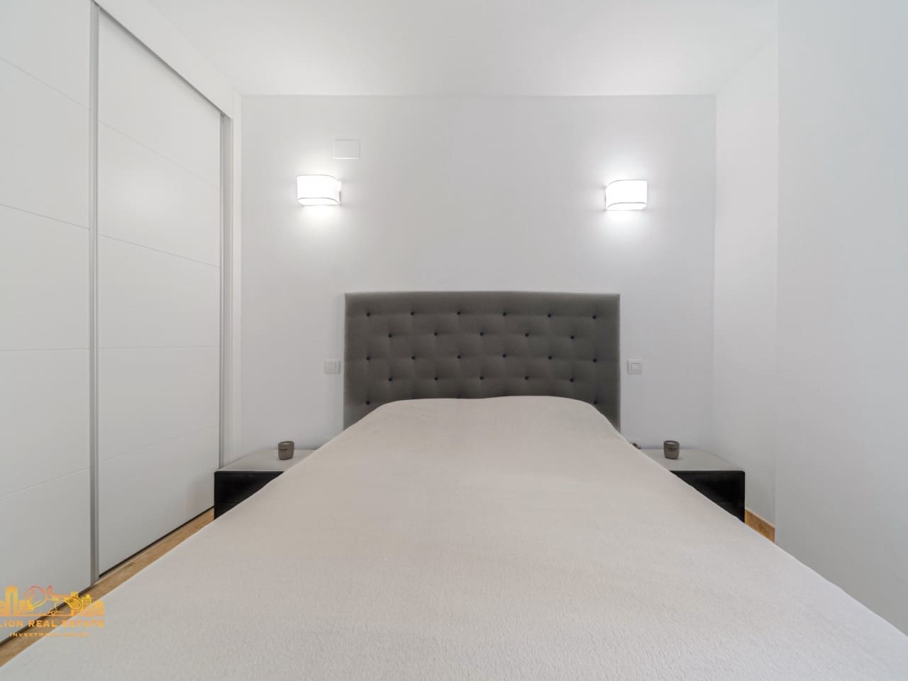 3 bedroom Apartment for sale in Punta Prima with pool - € 390,000 (Ref: 8615024)