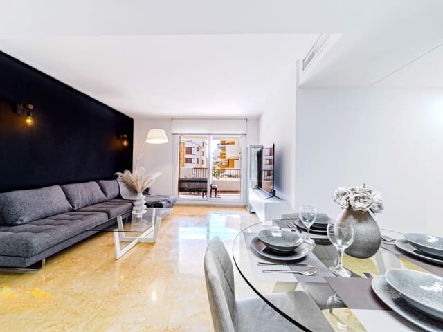 3 bedroom Apartment for sale in Punta Prima, Torrevieja with pool - € 390,000 (Ref: 8615024)