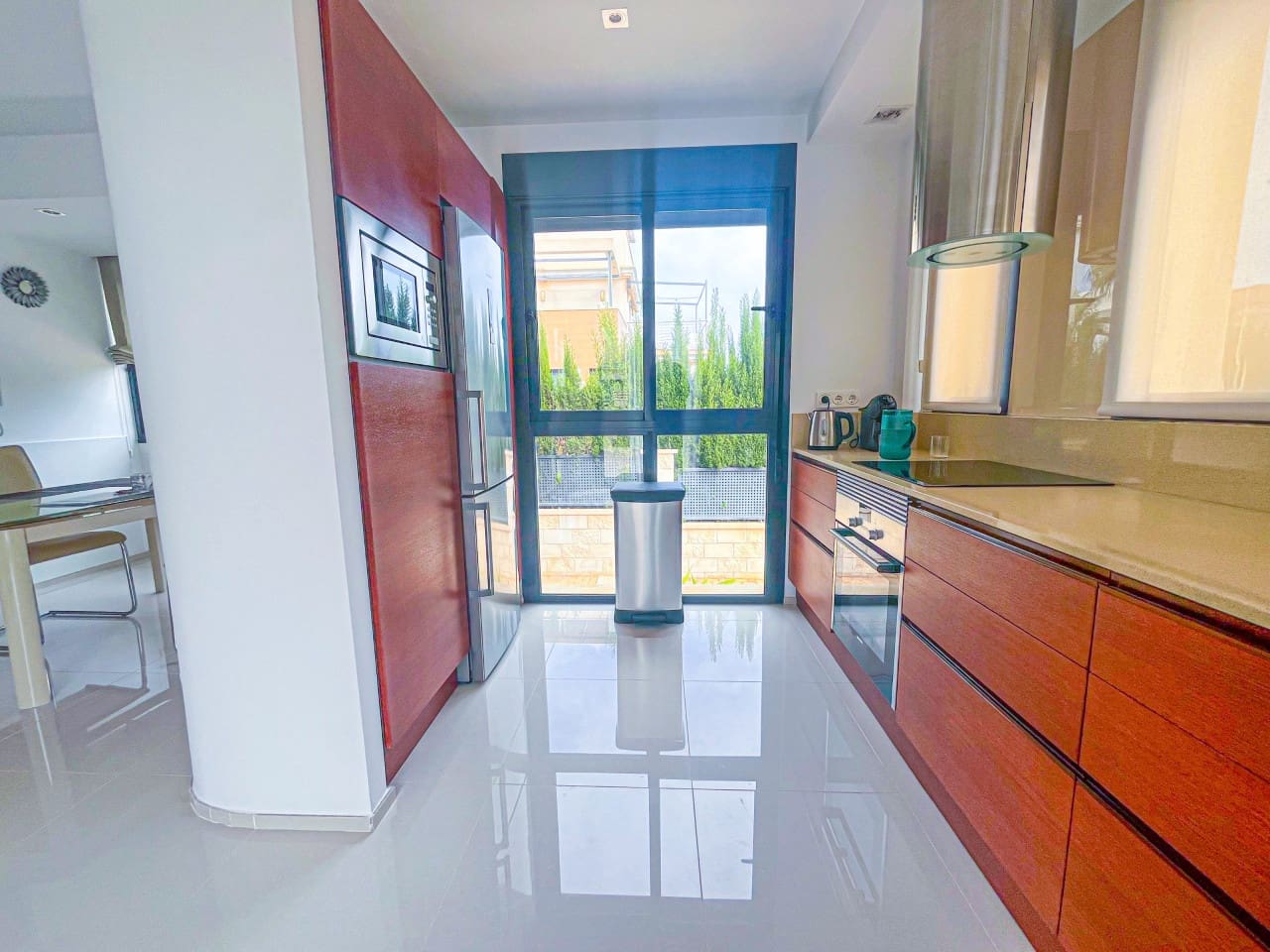 5 makuuhuone Huvila myytävänä paikassa Orihuela Costa mukana uima-altaan - 950 000 € (Ref: 8616705)