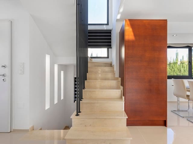 5 chambre Villa/Maison à vendre à La Zenia, Orihuela avec piscine - 950 000 € (Ref: 8616705)