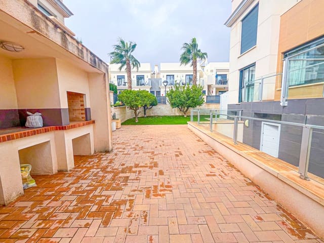 5 chambre Villa/Maison à vendre à La Zenia, Orihuela avec piscine - 950 000 € (Ref: 8616705)