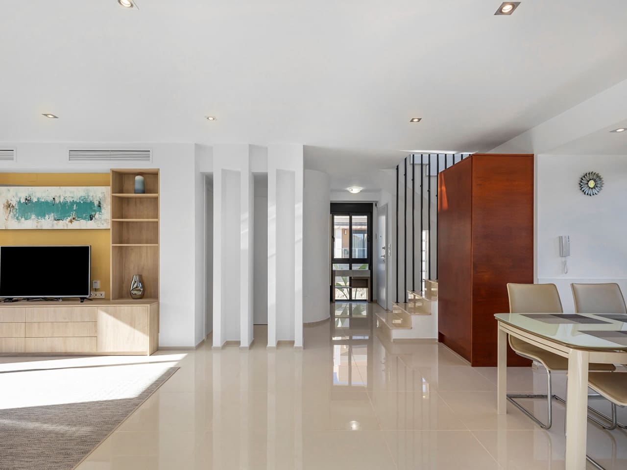 5 makuuhuone Huvila myytävänä paikassa Orihuela Costa mukana uima-altaan - 950 000 € (Ref: 8616705)