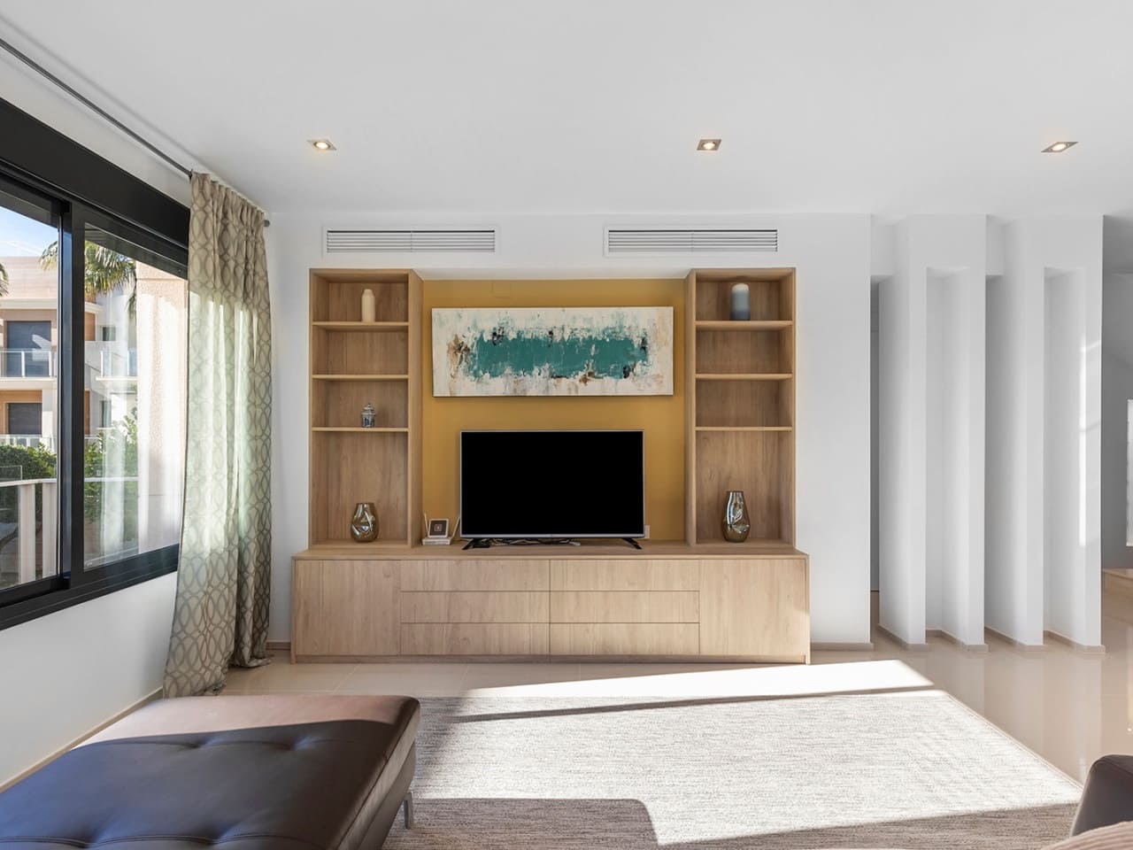 5 makuuhuone Huvila myytävänä paikassa Orihuela Costa mukana uima-altaan - 950 000 € (Ref: 8616705)