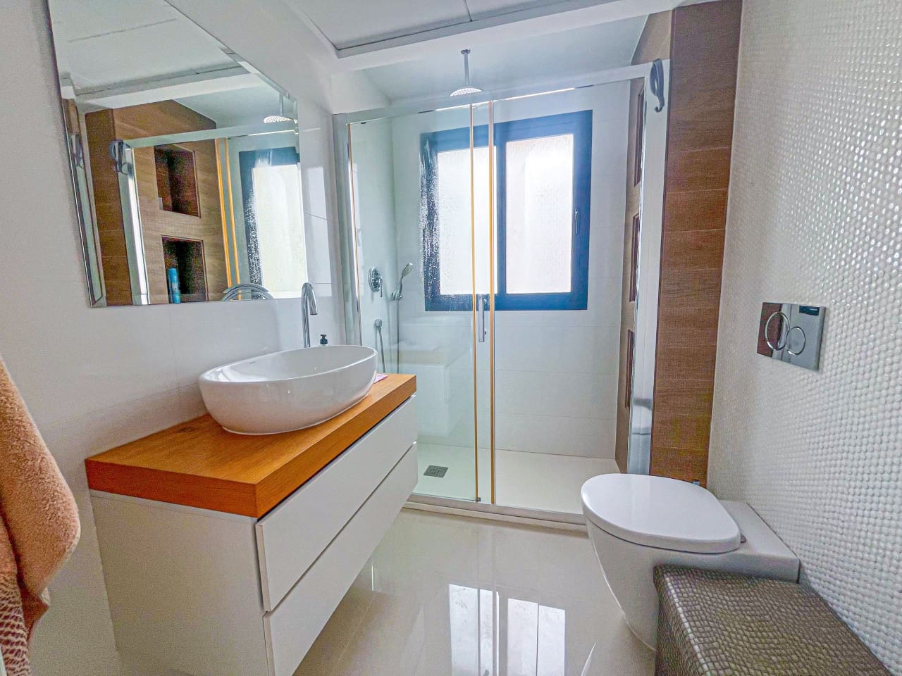 5 makuuhuone Huvila myytävänä paikassa Orihuela Costa mukana uima-altaan - 950 000 € (Ref: 8616705)