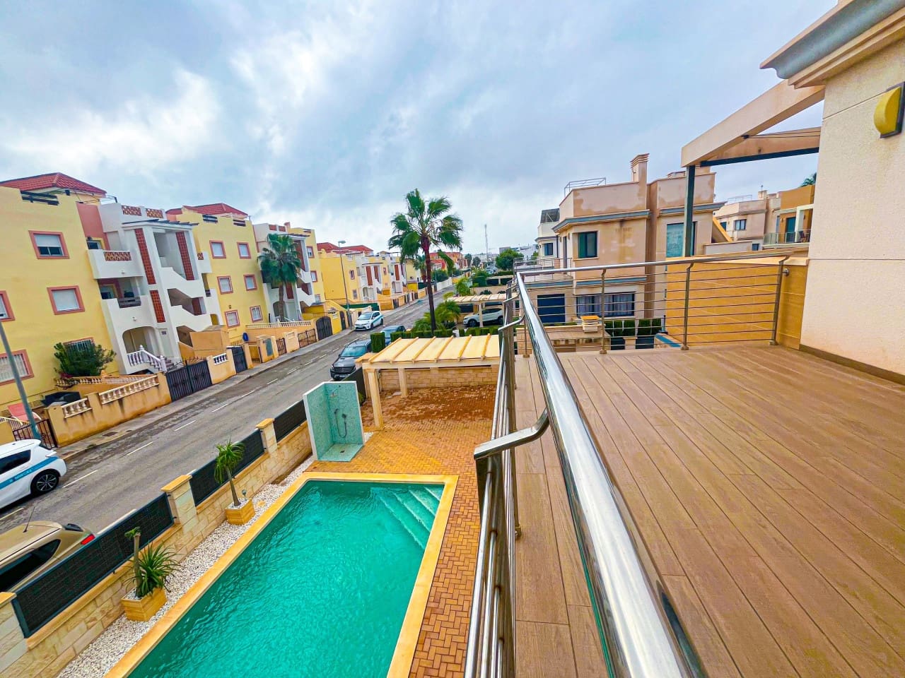 5 makuuhuone Huvila myytävänä paikassa Orihuela Costa mukana uima-altaan - 950 000 € (Ref: 8616705)