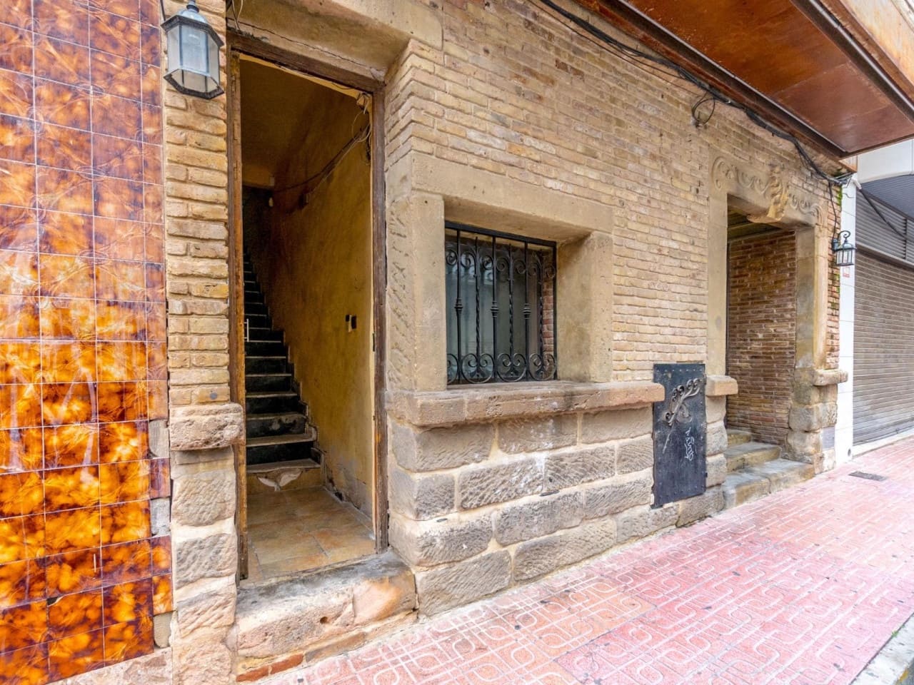 Kommersiell till salu i Torrevieja - 499 000 € (Ref: 8619820)