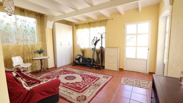 4 makuuhuone Huvila myytävänä paikassa Playa Flamenca, Orihuela mukana uima-altaan - 565 000 € (Ref: 8619823)