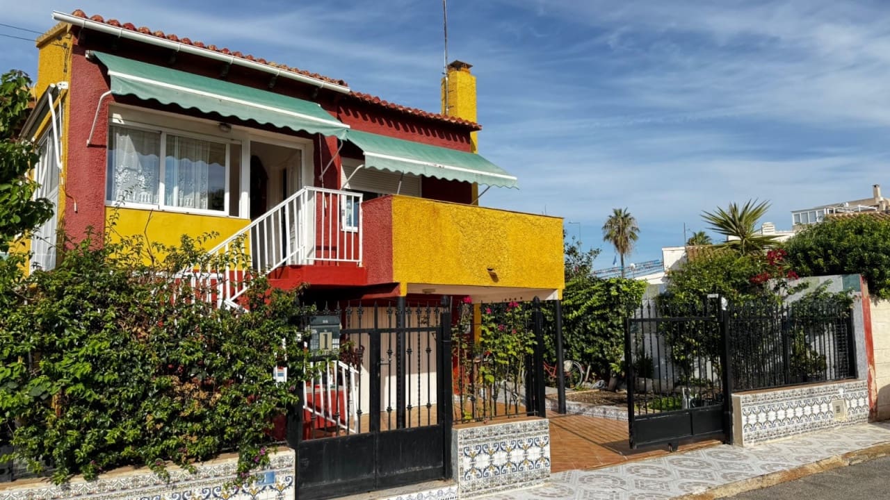 5 camera da letto Villa in vendita in Orihuela Costa - 334.000 € (Rif: 8623707)