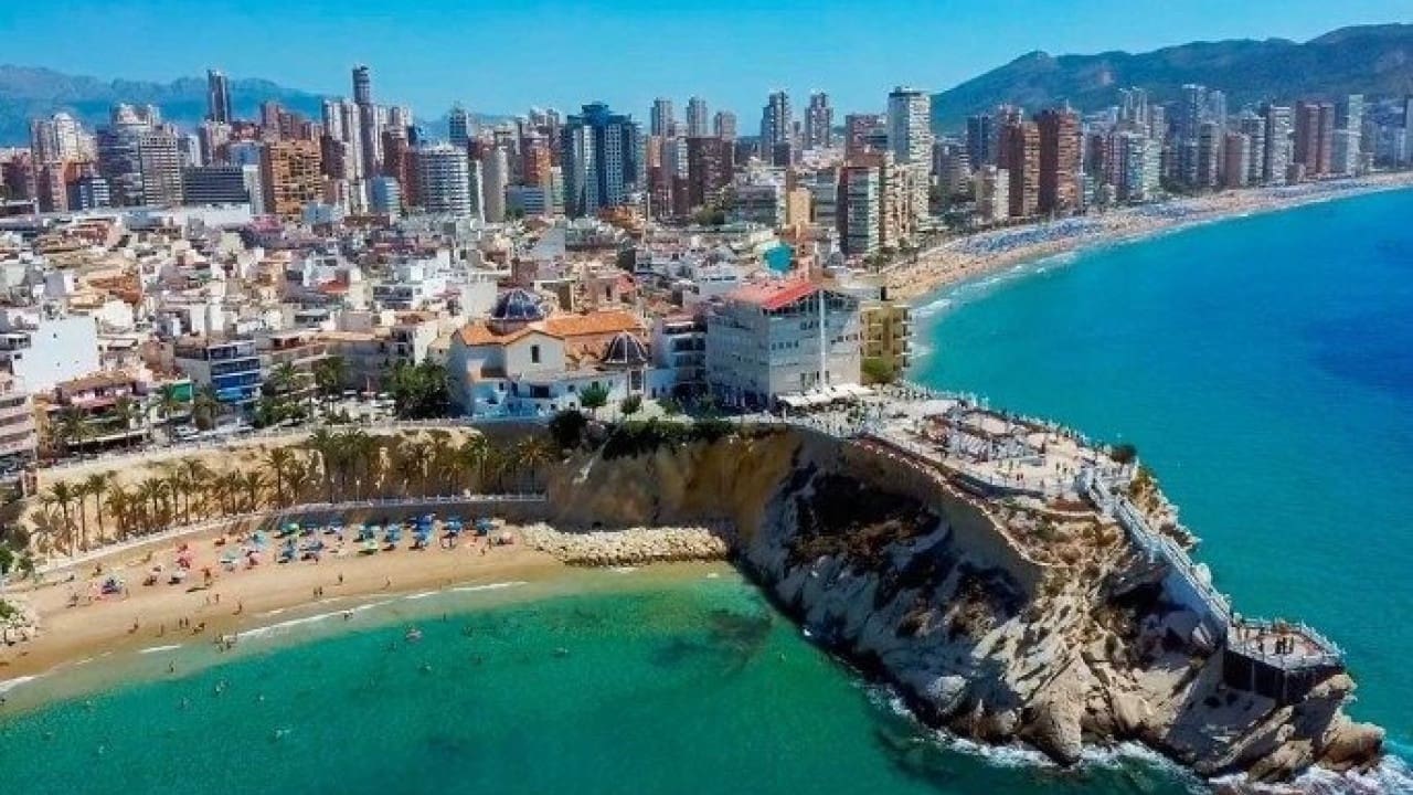 3 sovrum Villa till salu i Finestrat med pool - 807 000 € (Ref: 8624885)