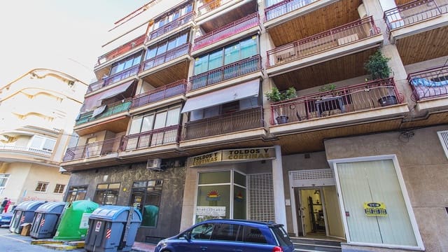 2 chambre Local Commercial à vendre à Avenida Habaneras - Curva de Palangre, Torrevieja - 165 000 € (Ref: 8626202)