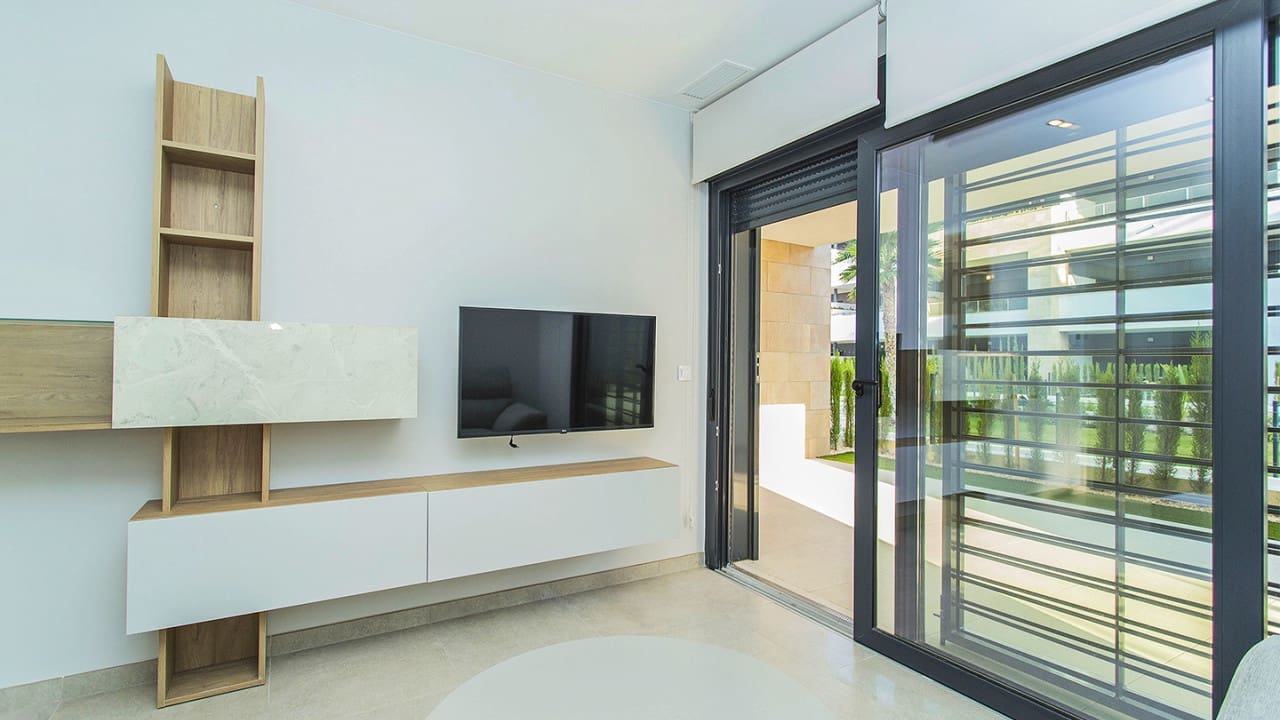 2 sovrum Lägenhet till salu i Playa Flamenca med pool garage - 420 000 € (Ref: 8626204)