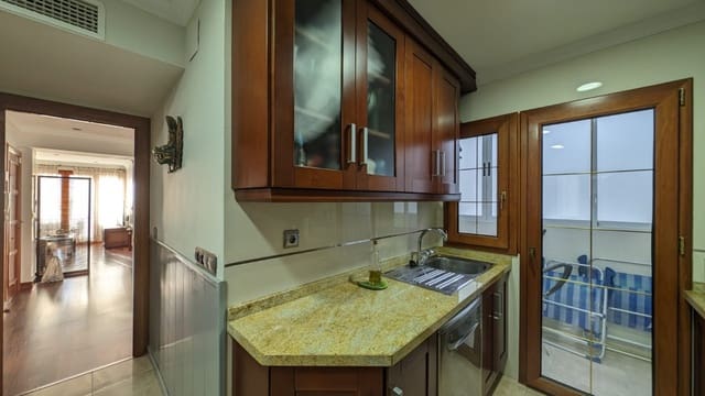 3 slaapkamer Appartement te koop in Playa del Cura, Torrevieja met garage - € 622.108 (Ref: 8635060)