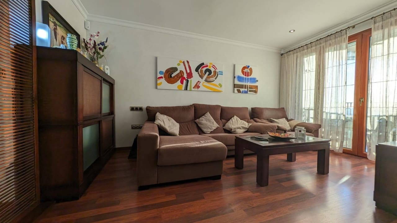 3 makuuhuone Huoneisto myytävänä paikassa Torrevieja - 622 108 € (Ref: 8635060)