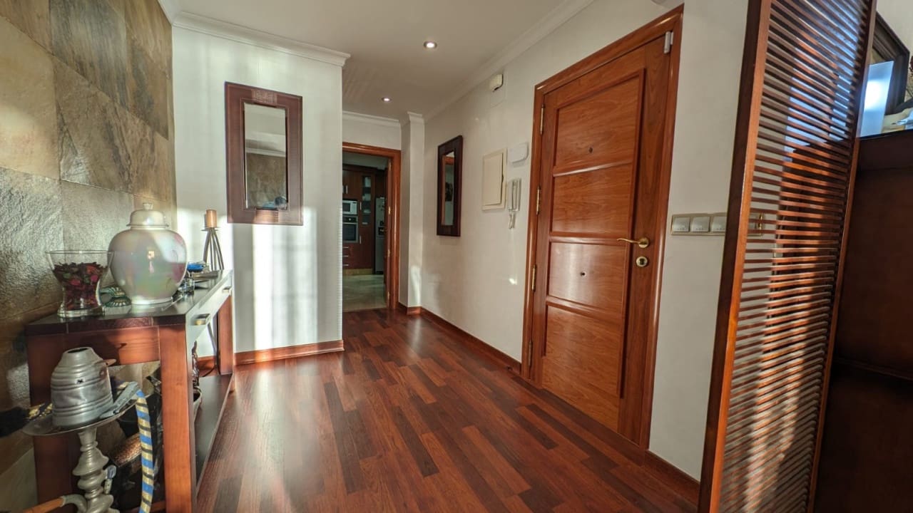 3 makuuhuone Huoneisto myytävänä paikassa Torrevieja - 622 108 € (Ref: 8635060)