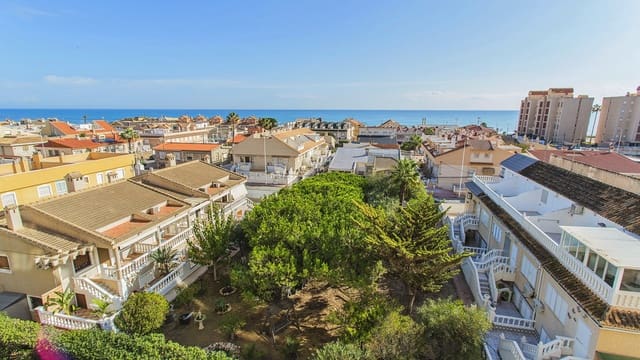 2 bedroom Apartment for sale in Los Europeos, Torrevieja - € 149,900 (Ref: 8635905)