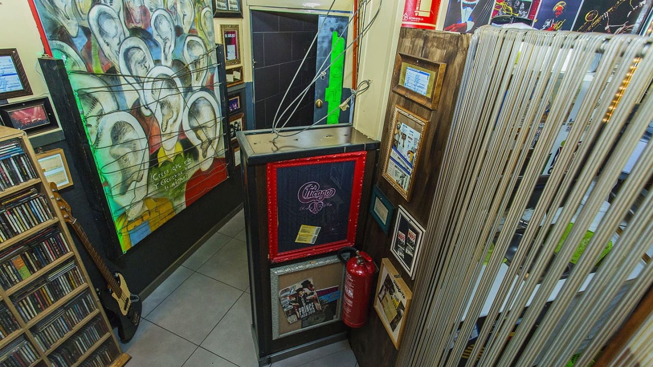 Comercial para venda em Torrevieja - 165 000 € (Ref: 8639927)