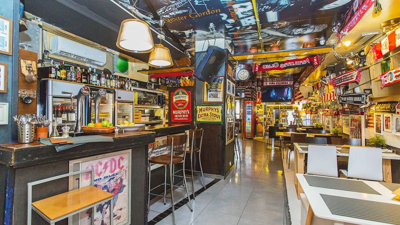 Comercial para venda em Torrevieja - 165 000 € (Ref: 8639927)