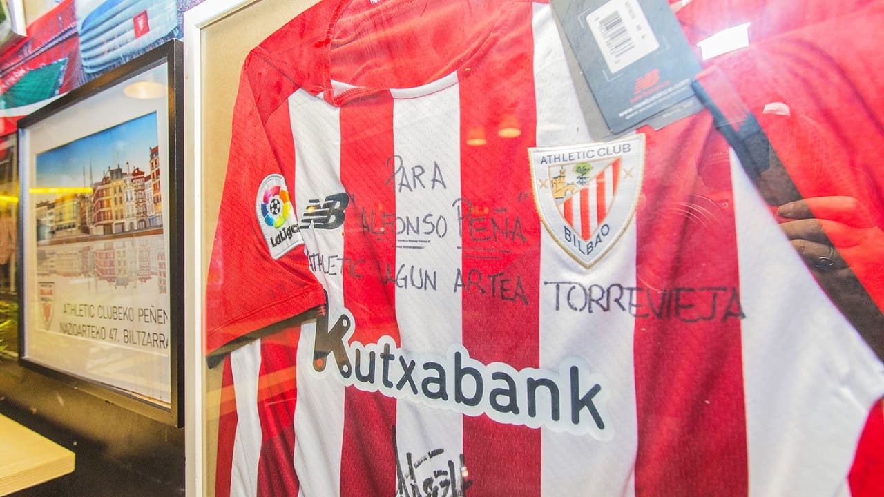 Comercial para venda em Torrevieja - 165 000 € (Ref: 8639927)