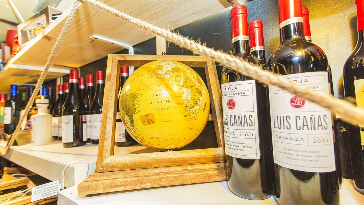 Comercial para venda em Torrevieja - 165 000 € (Ref: 8639927)