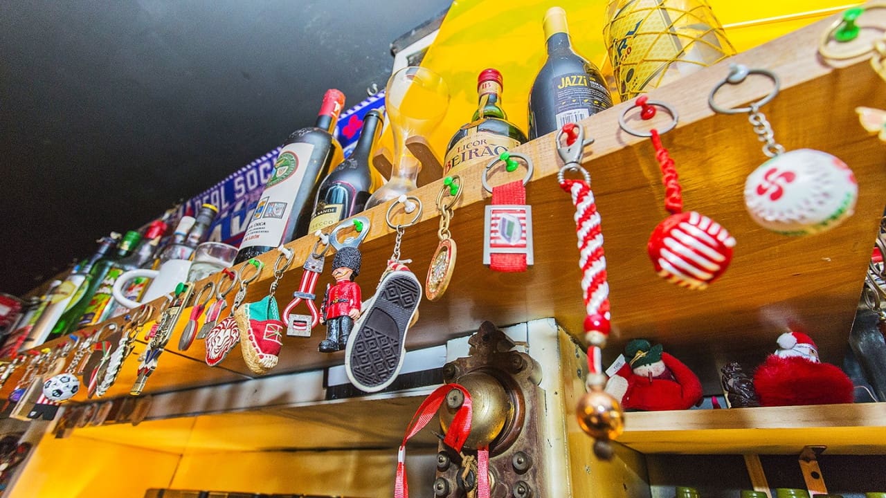 Comercial para venda em Torrevieja - 165 000 € (Ref: 8639927)