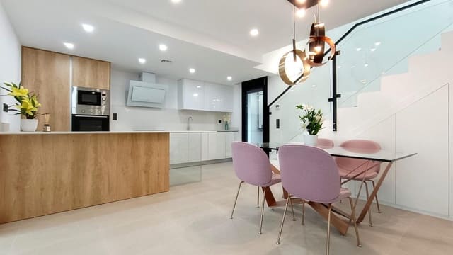 3 Zimmer Villa zu verkaufen in Benijófar mit Pool - 449.000 € (Ref: 8644771)