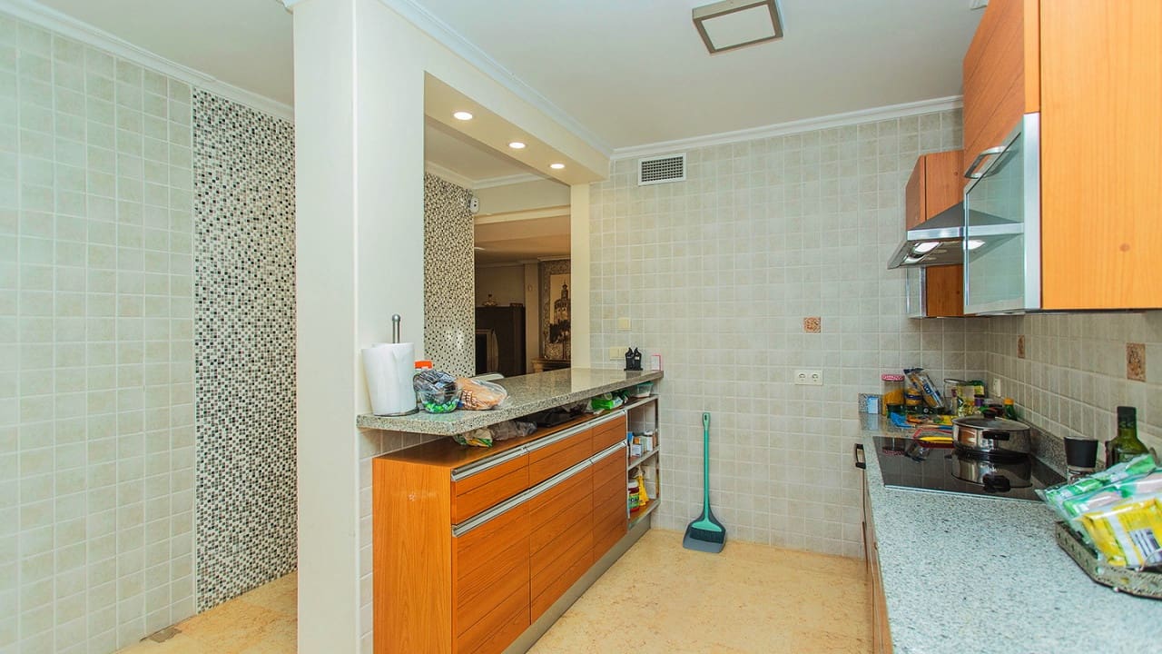 5 sovrum Villa till salu i Torrevieja med pool garage - 1 170 000 € (Ref: 8653722)