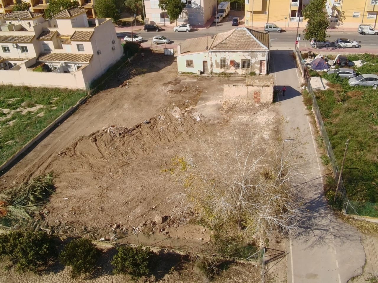 Finka/Dom wiejski na sprzedaż w Daya Nueva - 149 500 € (Ref: 8654712)