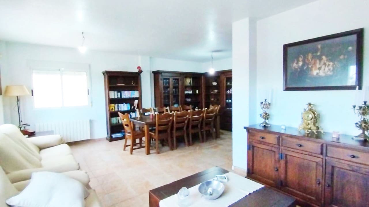 6 sypialnia Willa na sprzedaż w La Torreta z basenem garażem - 539 000 € (Ref: 8667053)