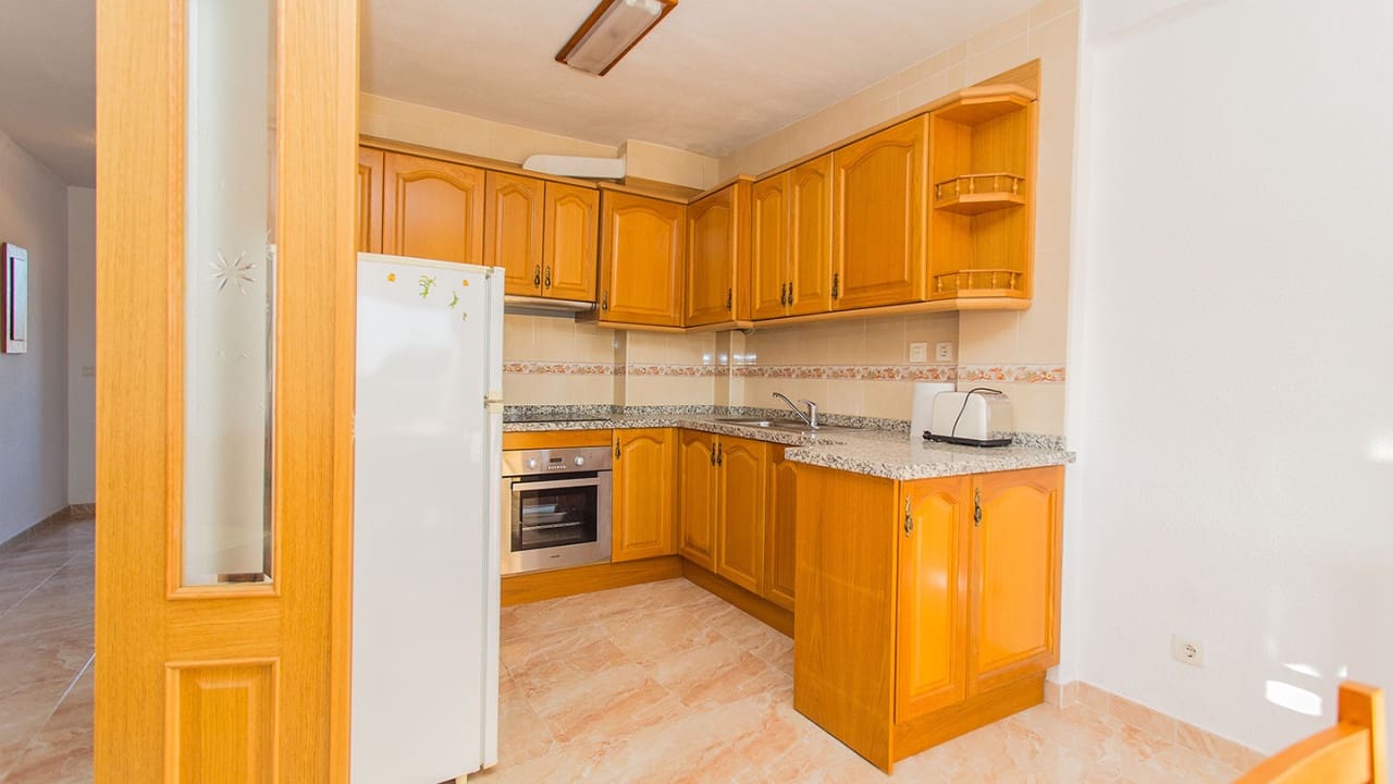 2 makuuhuone Huoneisto myytävänä paikassa Guardamar del Segura mukana uima-altaan - 149 900 € (Ref: 8671454)